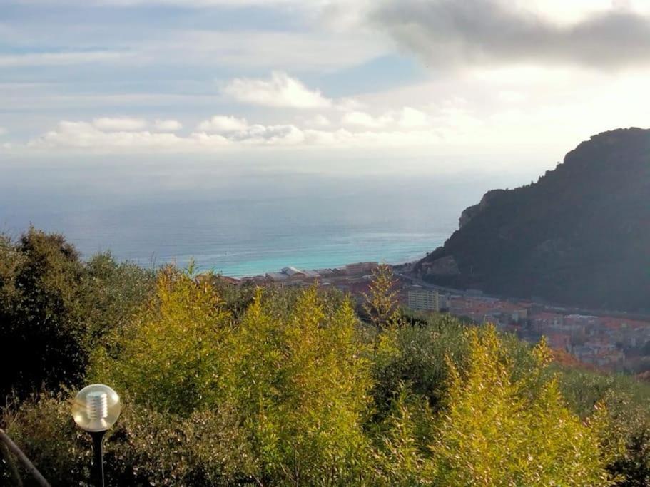 Nido Tra Gli Ulivi Apartment Finale Ligure Exterior photo